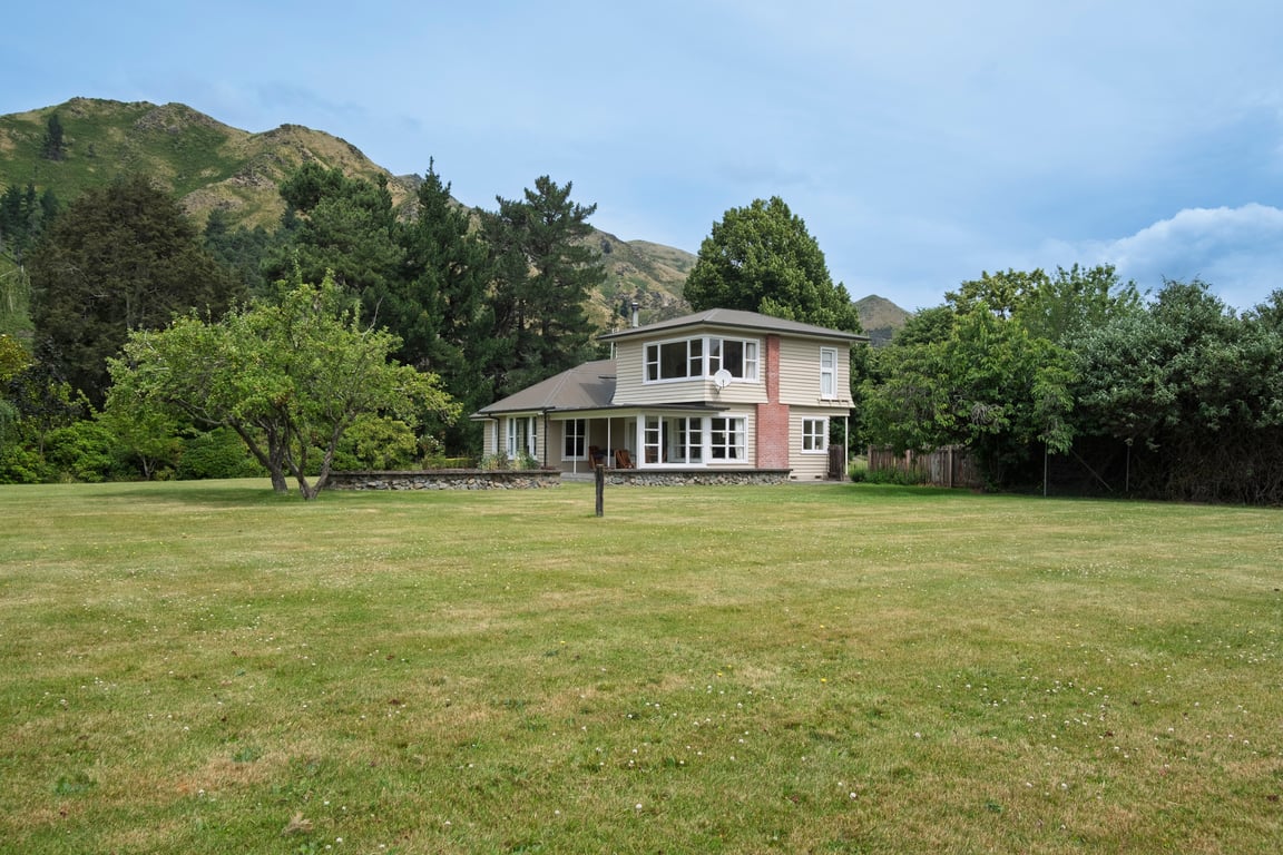 'The Lookout' Lochiel