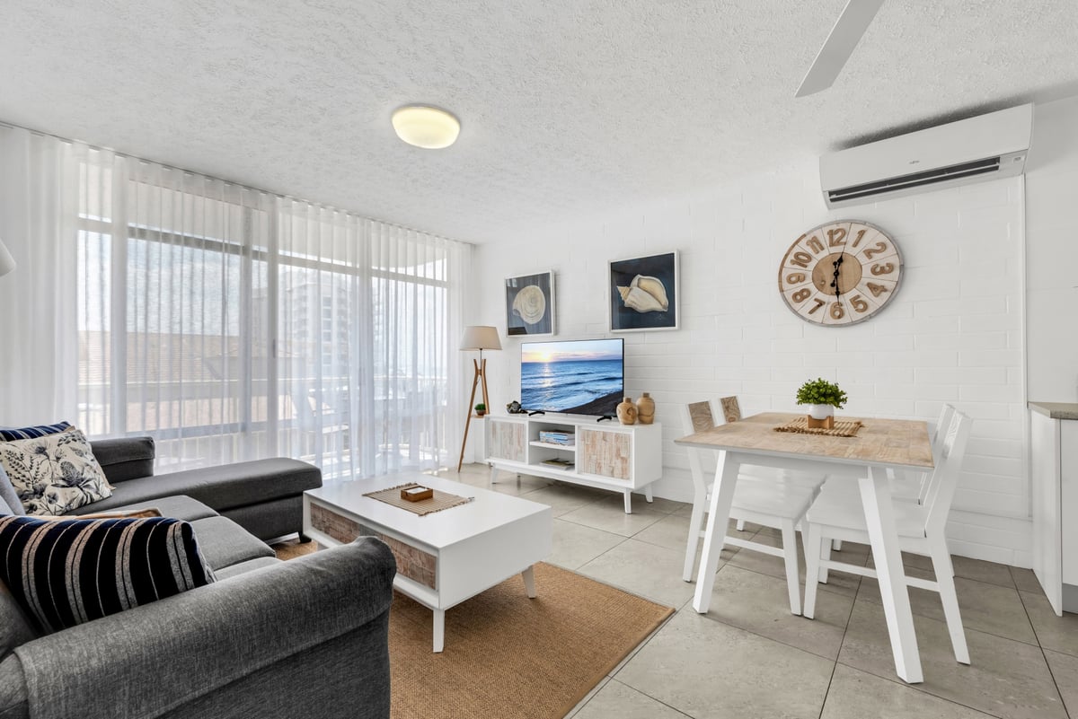 2 Bedroom Apartment with Ocean View