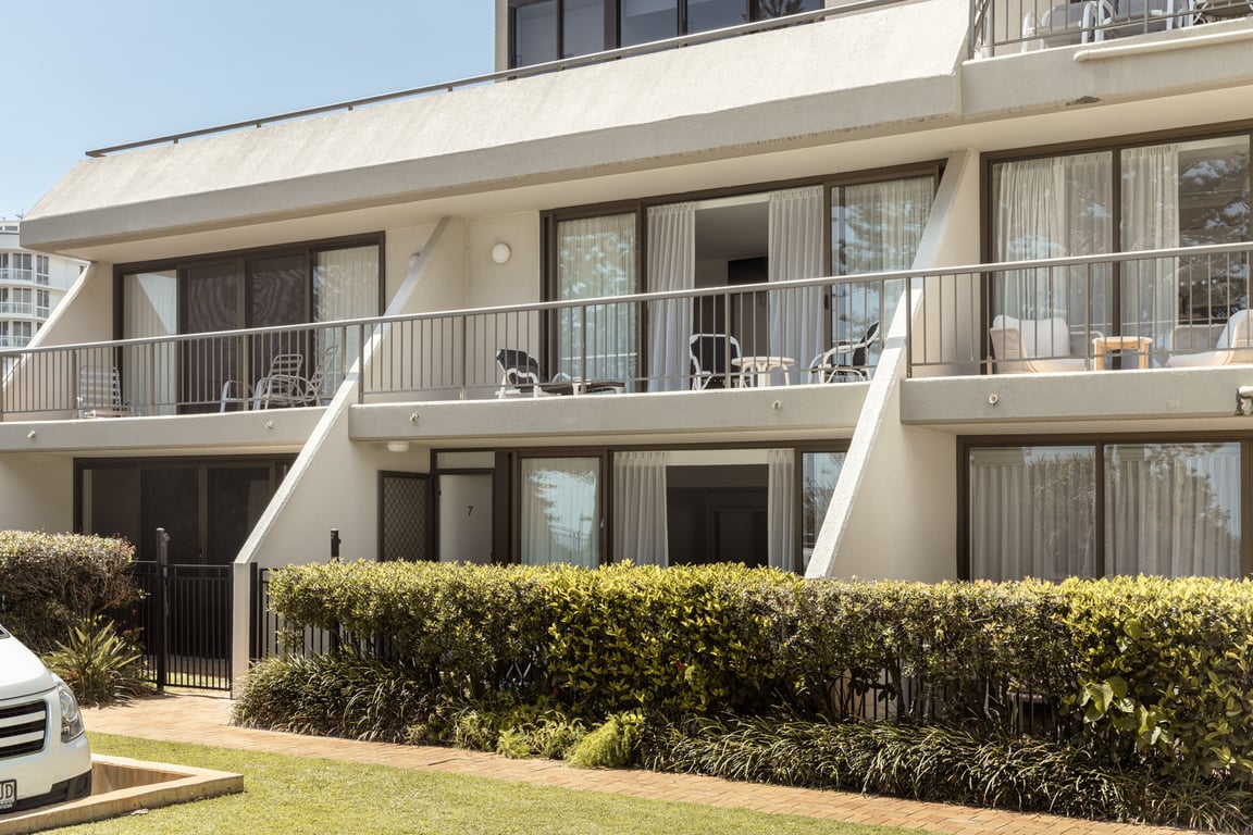 	 Town House 07- Ground level 2 Bedroom 2 Story Townhouse Superior