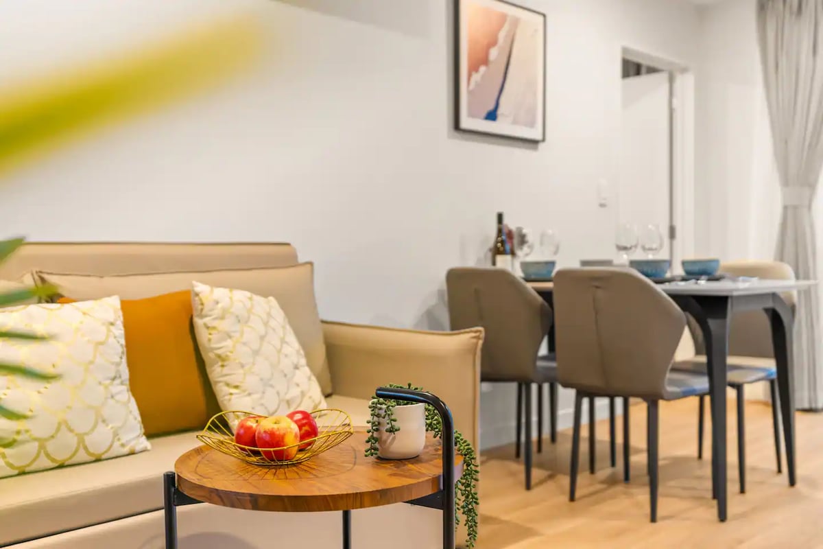 New stylish 2bedroom studio/UnitE