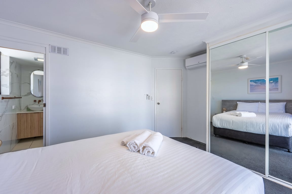 2 Bedroom Deluxe Apartment