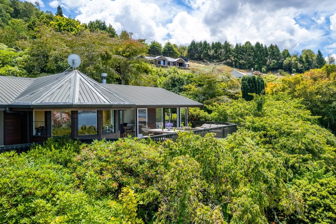 Acacia Bay Views - Serene Panoramic Views Retreat