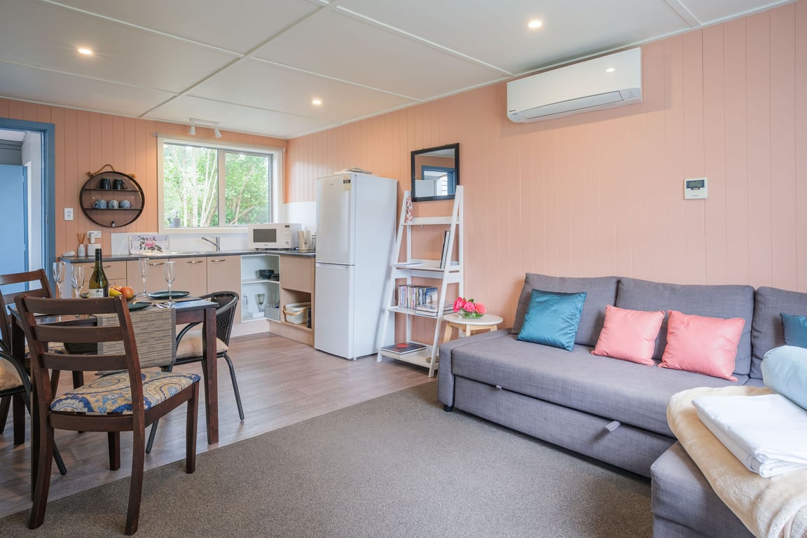 Isobel's Rose Cottage (Pet Friendly) 