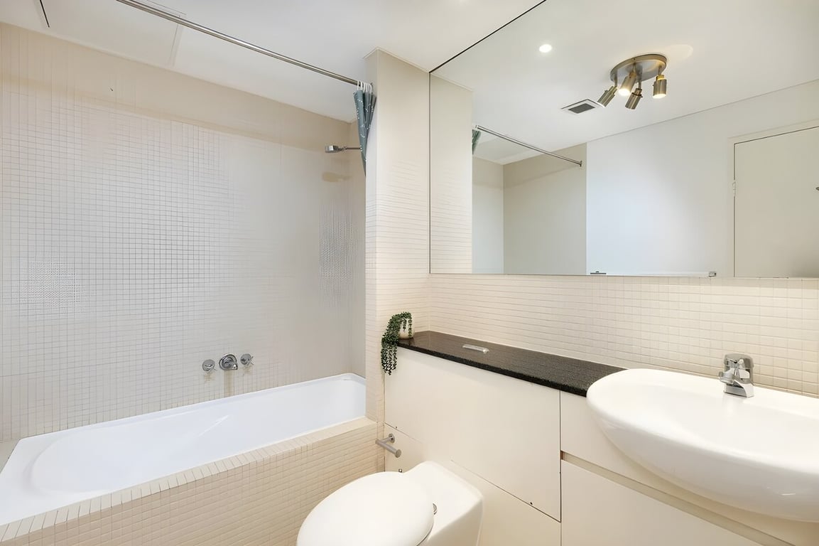 AX301 - North Sydney Urban Retreat | Pool & Gym Access