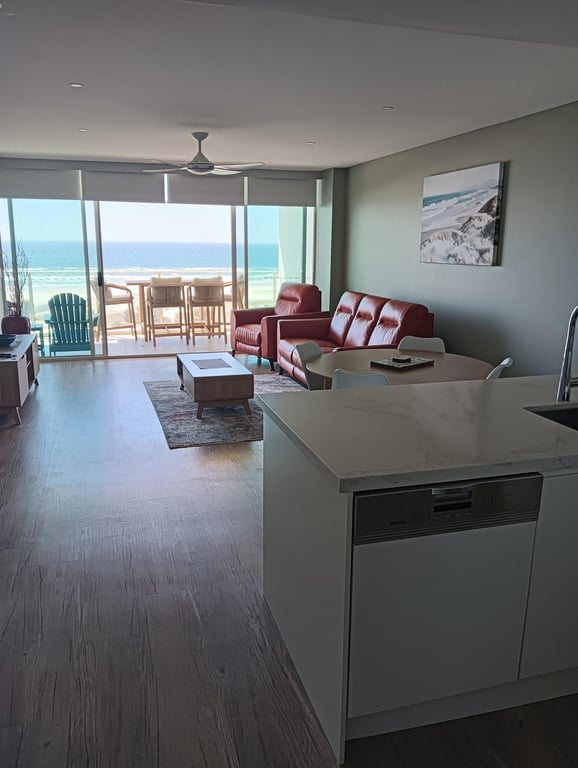2 Bedroom 2 Queen Beds 3n+