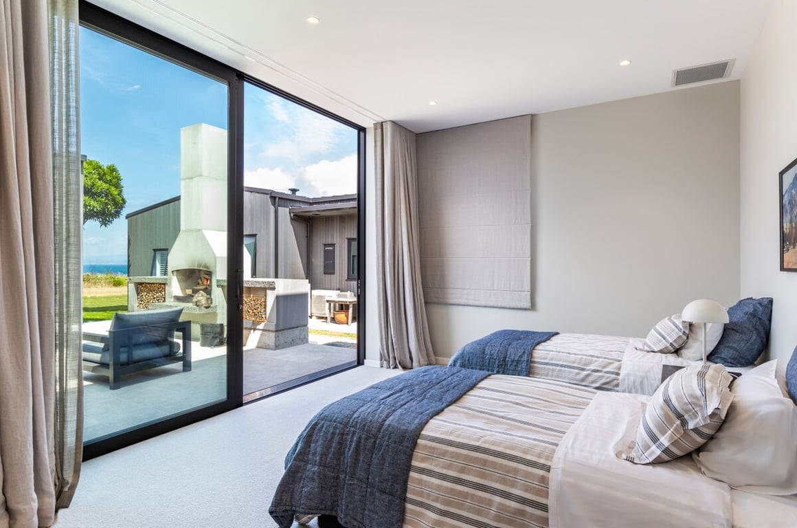 Lochside – Luxury Lakeside Living In Kinloch