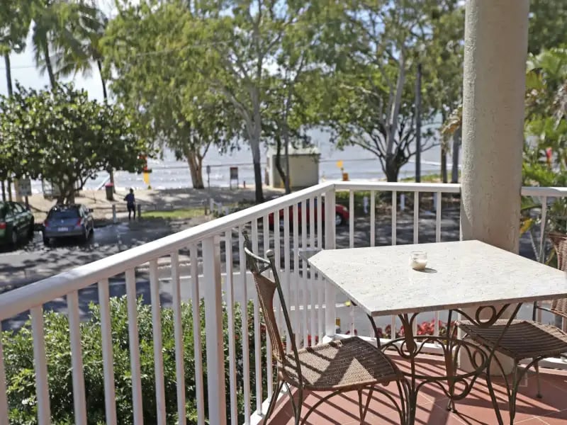 Premium Seaview Apartment