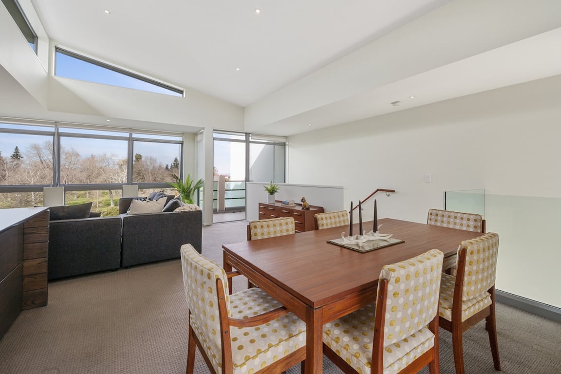 Riverside Views - Taupo Holiday Home