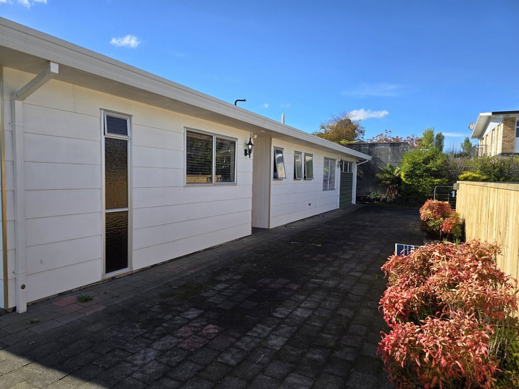 Taupo Central - Close To Town And Includes Wifi