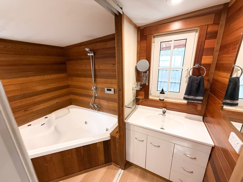 4 Devon Street (Pet Friendly) 