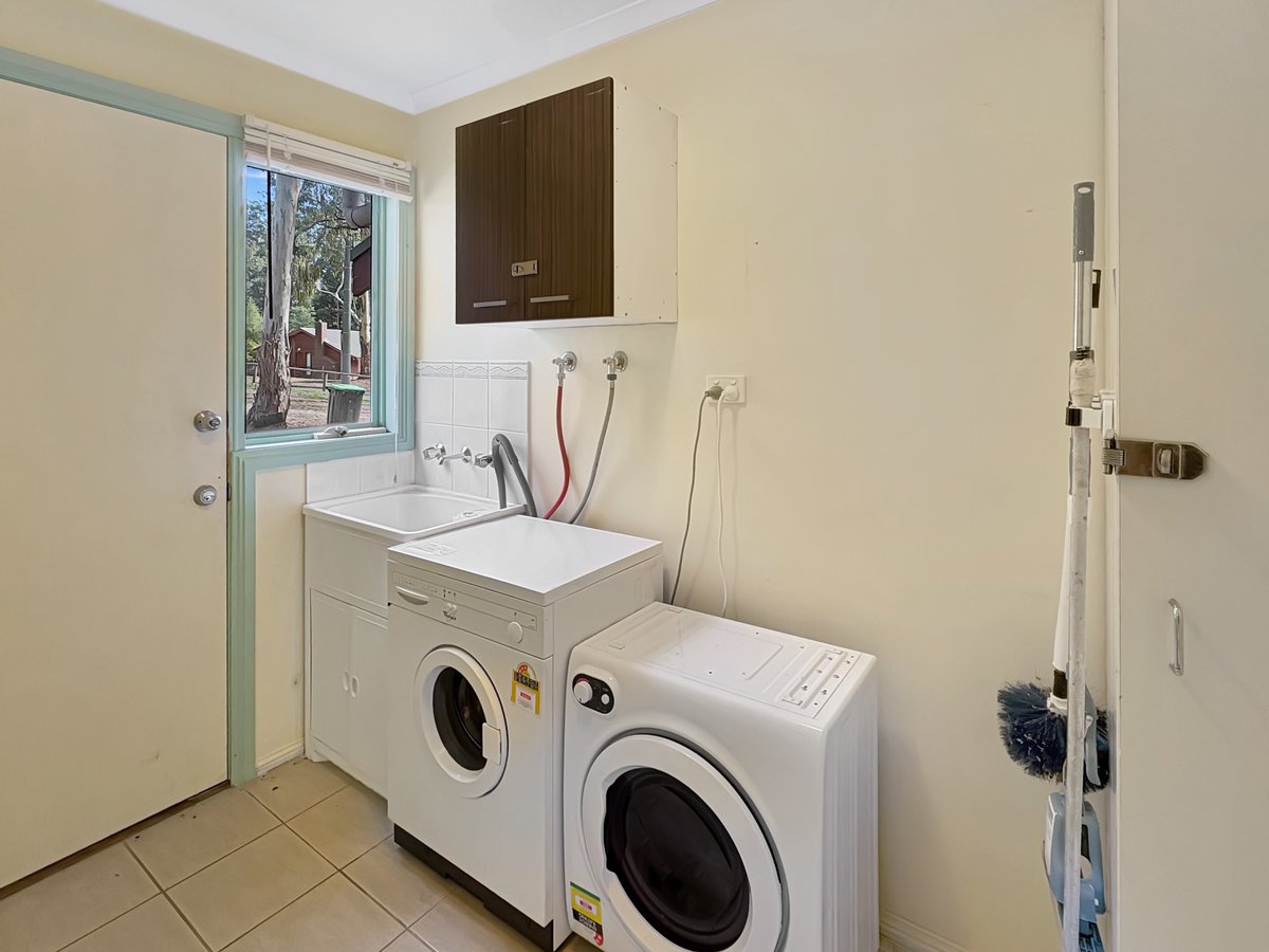 Rosella Views - Cosy Cottage at the Base of Mt Buller