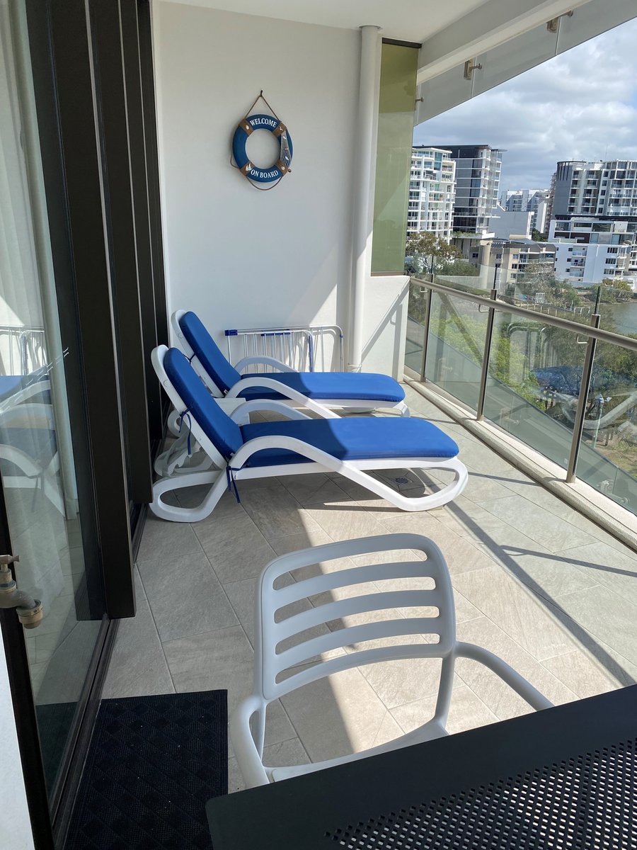 UNIT 10707 THE COSMOPOLITAN COTTON TREE 96 MEMORIAL AV 