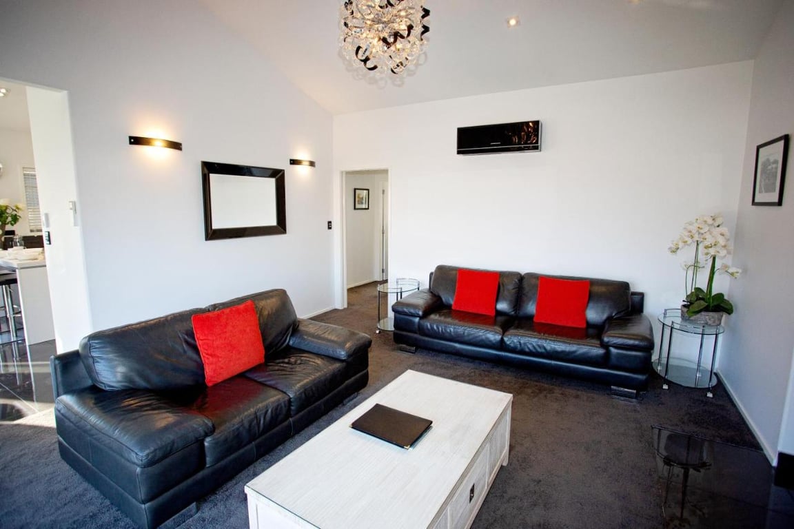 Luxury on Rutherford