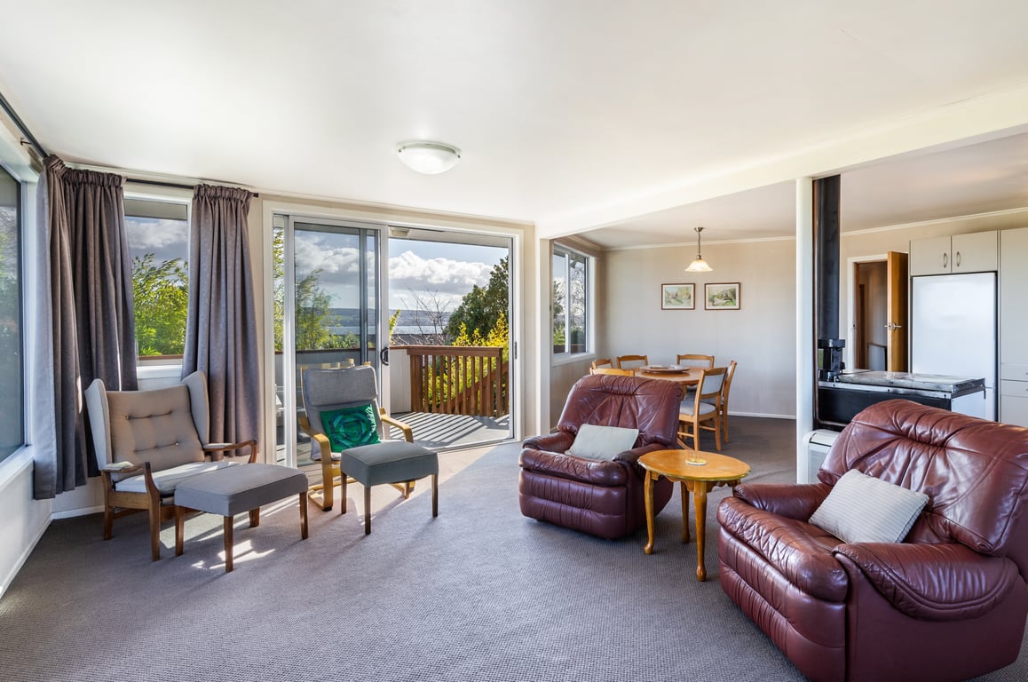 Large Family Home Close To The Lake & Has Wifi