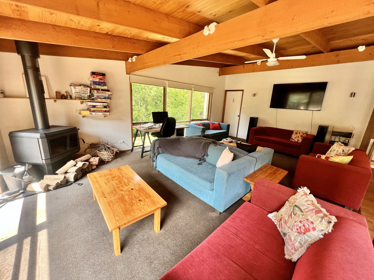 Albaski Lodge Room 2