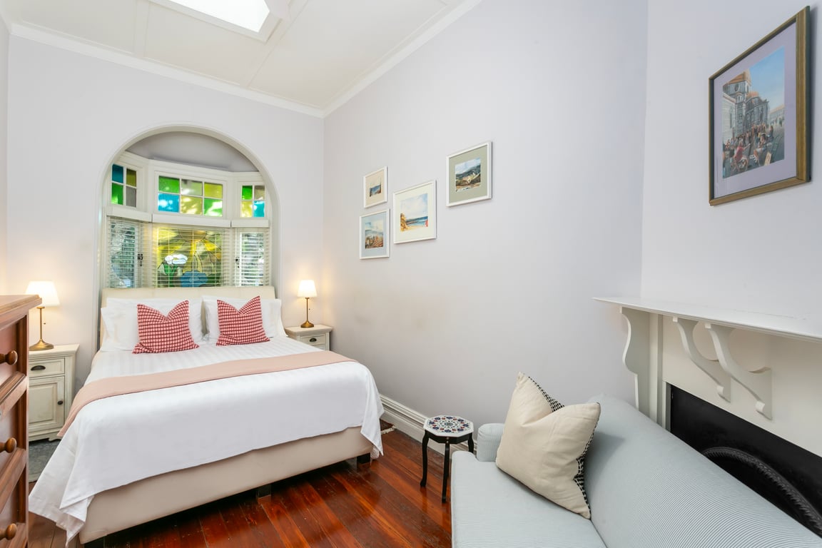 BOND7 – Mosman Magic | Pet-Friendly Home Near Balmoral Beach