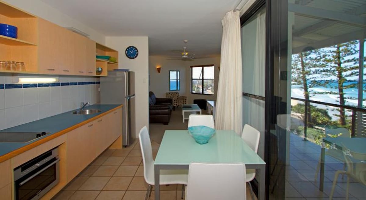 2 Bedroom Apartment Beachfront