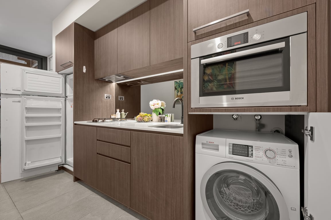 Cosy CBD Park Views Retreat! 1 Bedroom | 1 Bathroom | Free Parking