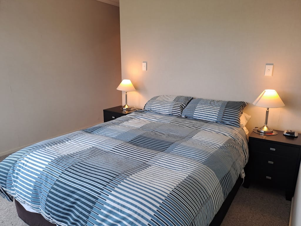 Shera Street Cosy - Great Location Includes Wi-Fi
