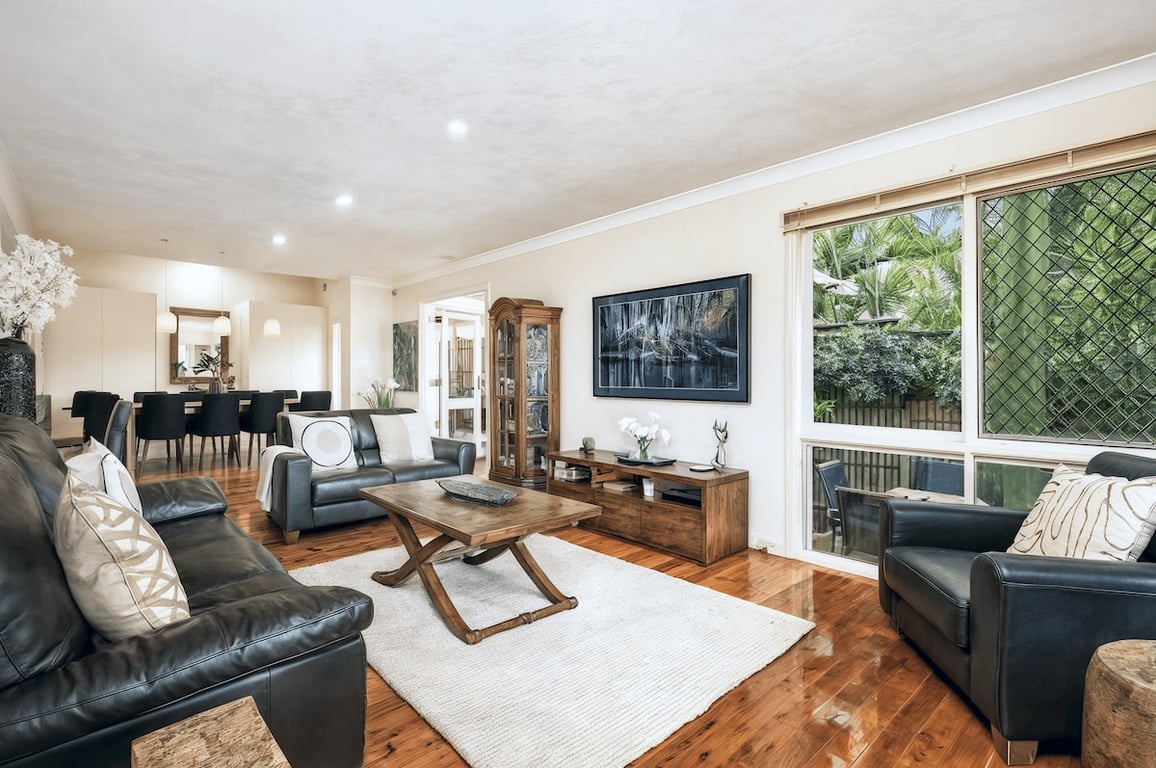 HENL3 - Lane Cove Comfort | Home With Leafy Garden