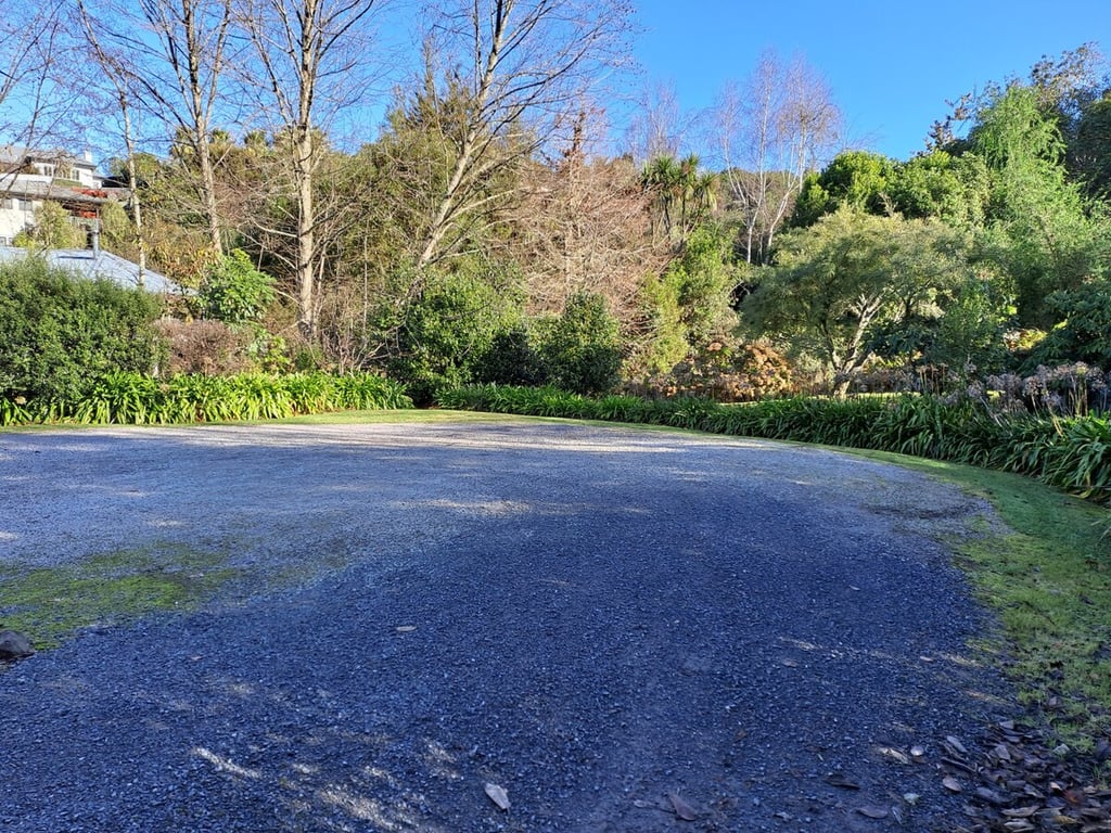 Large Home In A Great Location With Stunning Views