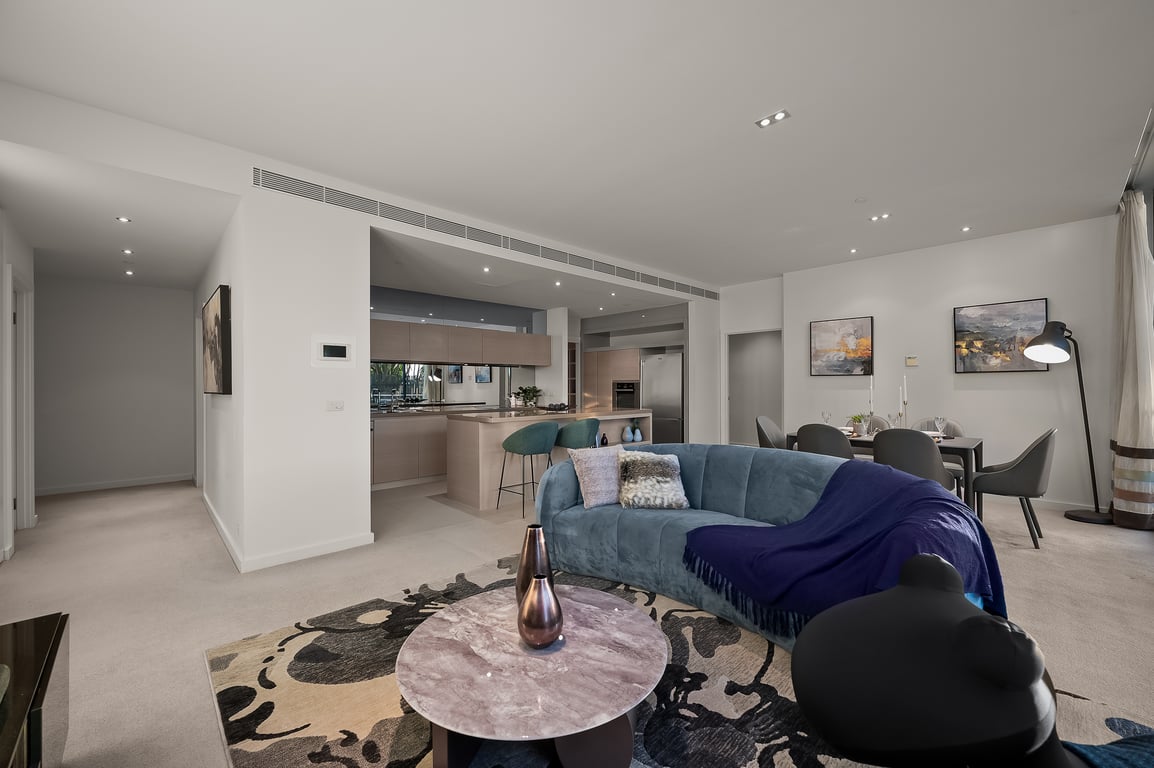 Opulent Harbourside Sanctuary | 3 Bedrooms | 2.5 Bathrooms | Free Parking