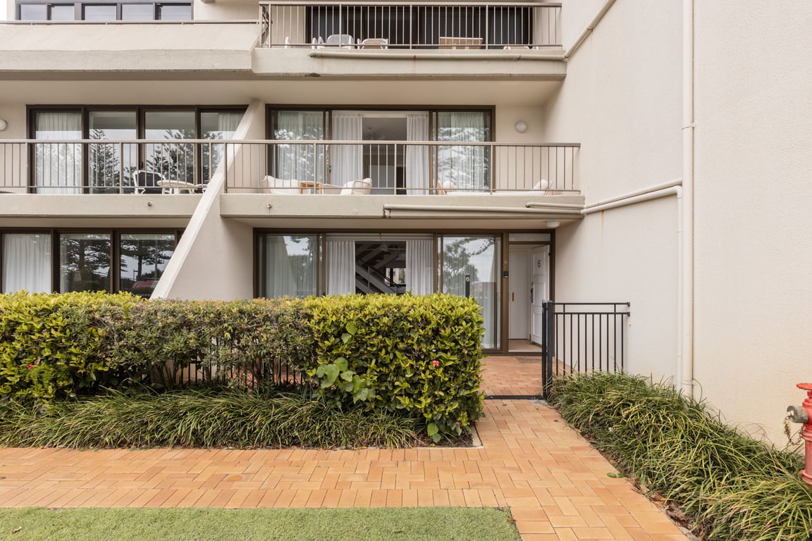 Townhouse 06 - Ground level - 2 BEDROOM 2 STOREY LUXURY TOWNHOUSE LUXURY