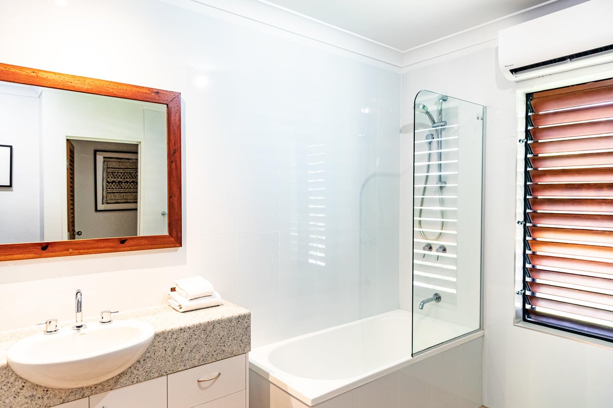 Deluxe King Pool View Studio