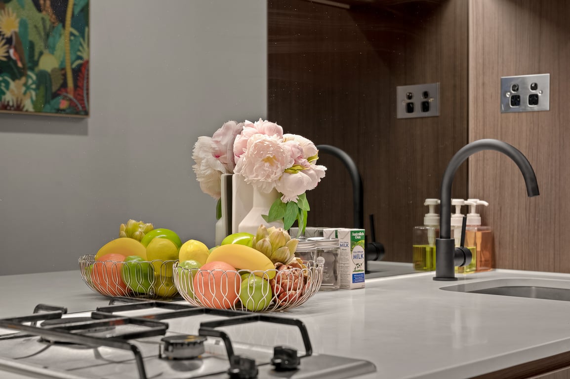 Cosy CBD Park Views Retreat! 1 Bedroom | 1 Bathroom | Free Parking