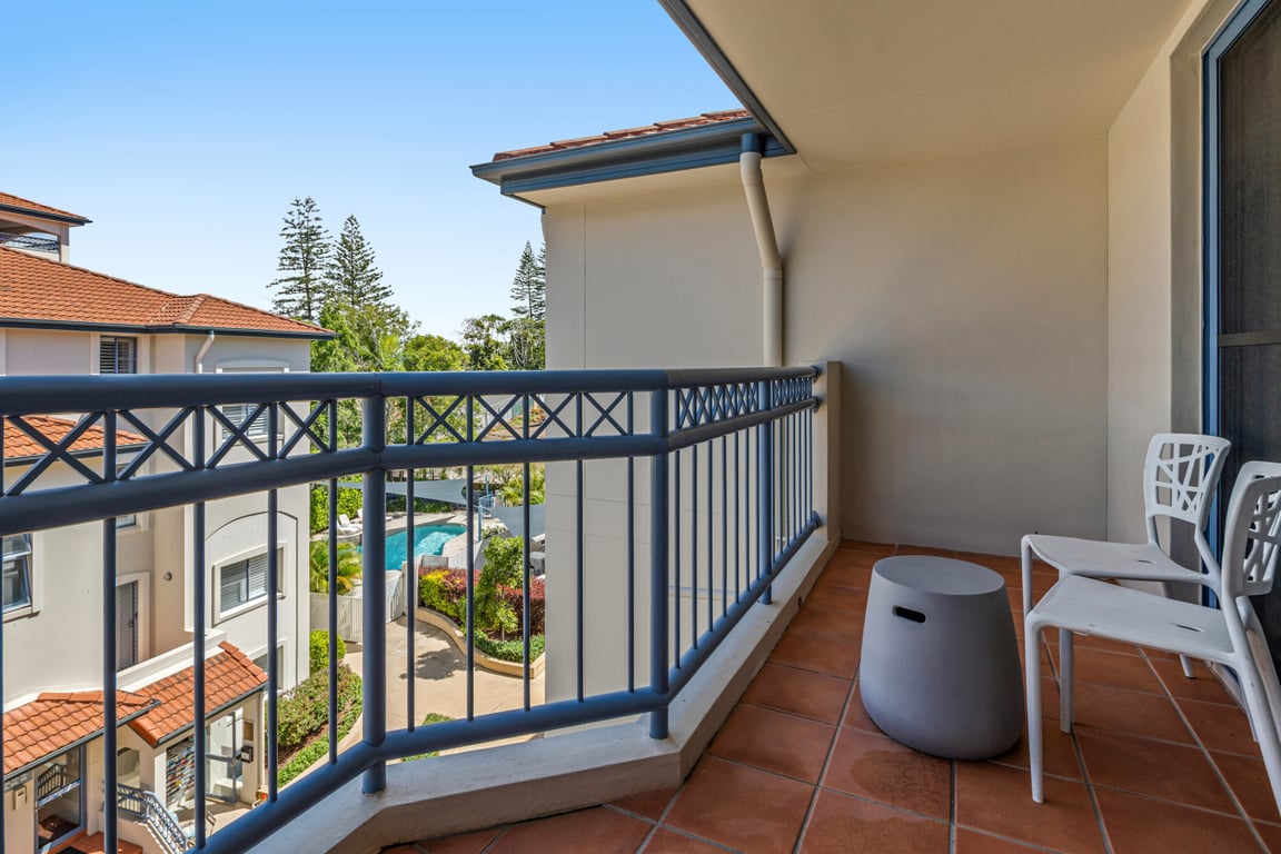 2 Bedroom Superior Split Level Villa (1 King + 1 Queen)