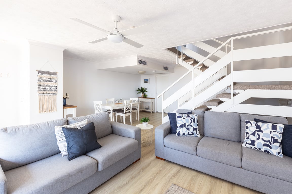 	 Town House 07- Ground level 2 Bedroom 2 Story Townhouse Superior