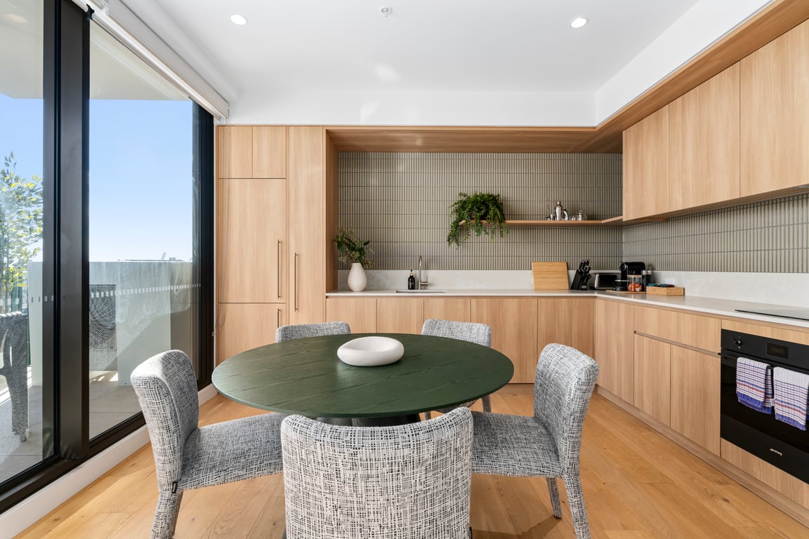 Bayview Canopy @ The Fareham | 2Bed 2Bath 1Car
