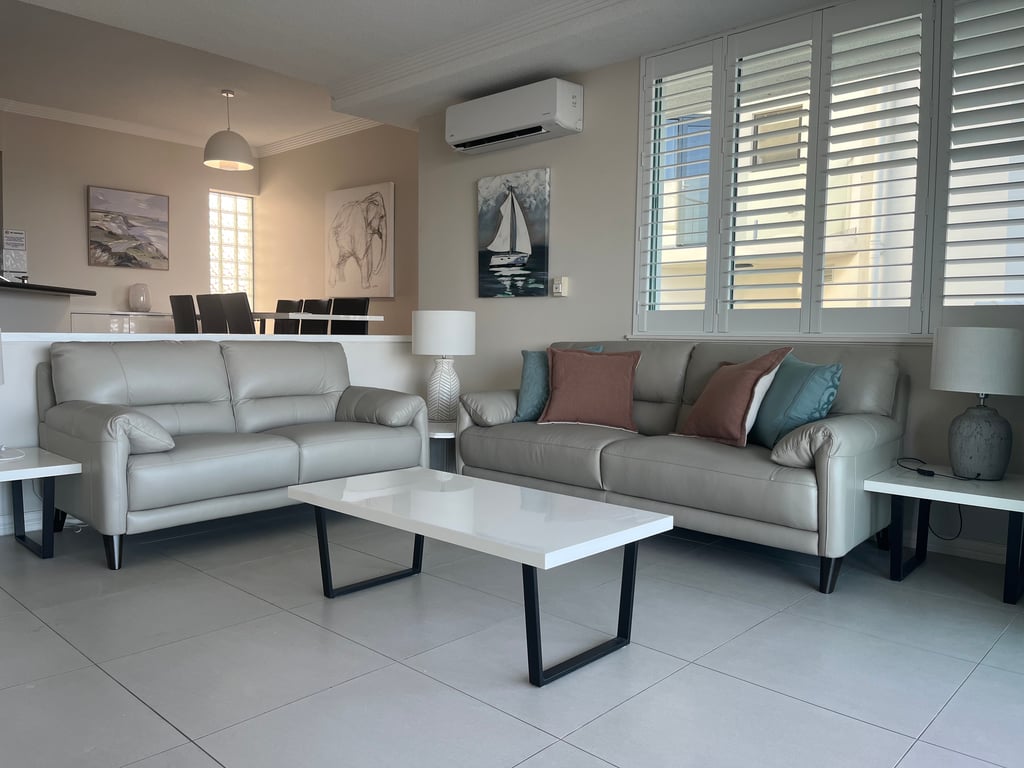 3 BEDROOM OCEAN VIEW @ MARINER 