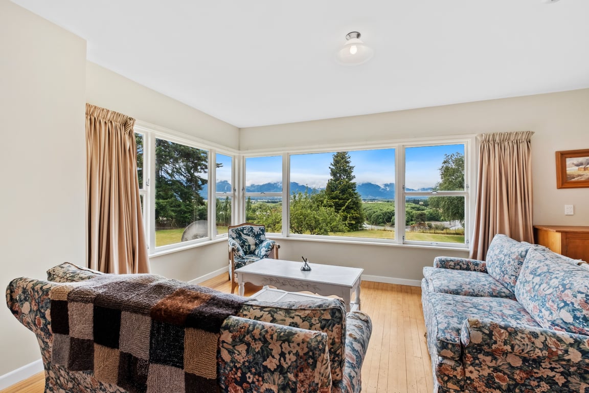 'The Lookout' Lochiel