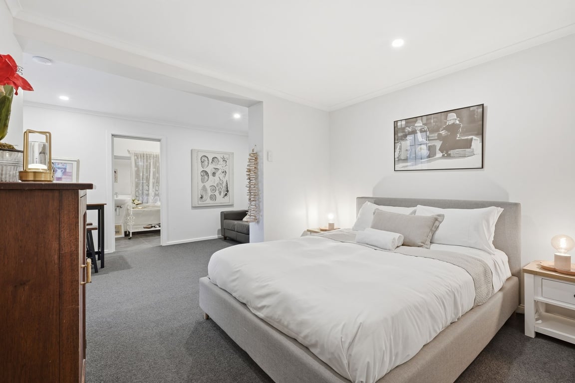 HOBART 2 BEDROOM