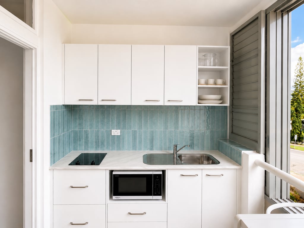 Sun View Triple Studio Apartment