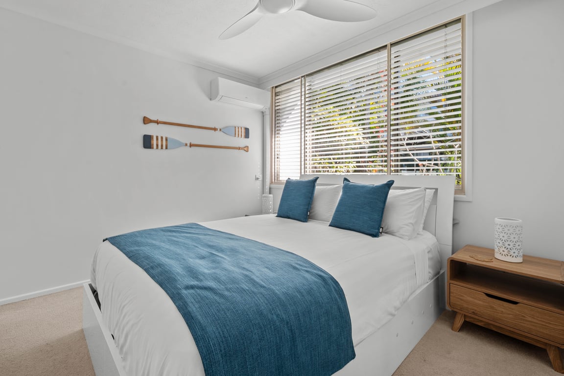 3 Bedroom Private Ground Floor Beachfront Villa 2 with A/C 