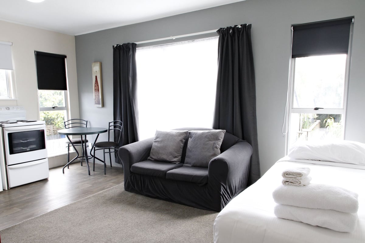 One Bedroom Apartment