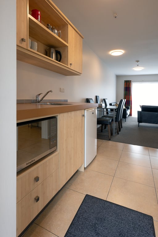 Upper Level 2 Bedroom King