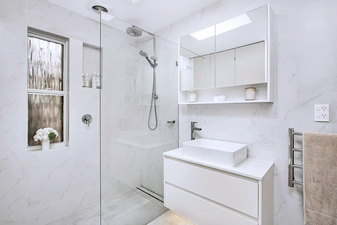 HENL3 - Lane Cove Comfort | Home With Leafy Garden