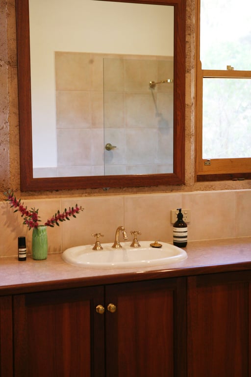 Melliodora - Relax, Unwind & Recharge