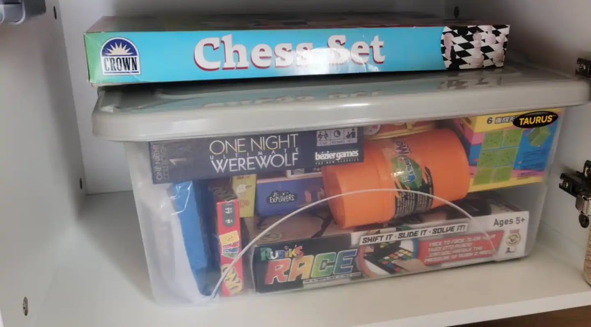 New, family friendly warm unit, free parking