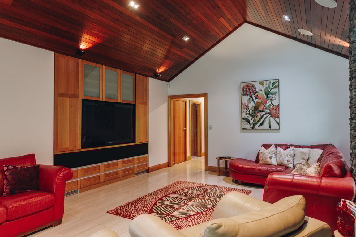 Gymea House 6 Bedrooms