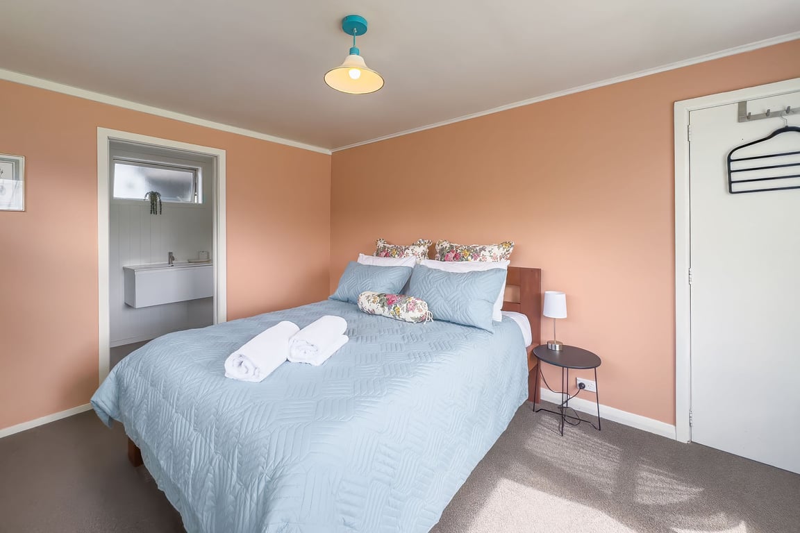 Isobel's Rose Cottage (Pet Friendly) 