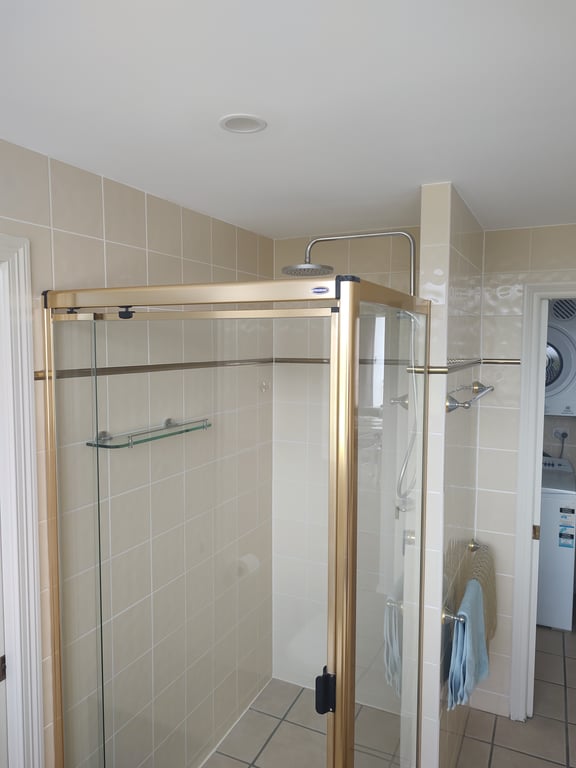 Apt 36 - 1 Bedroom 1 Bathroom Deluxe