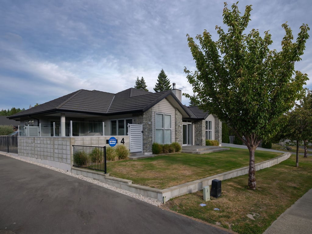 Luxury on Rutherford