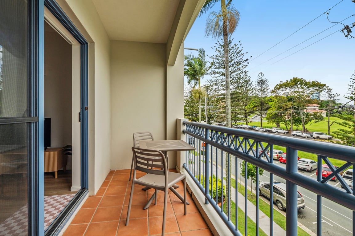 Superior 2 Bedroom Split Level Villa