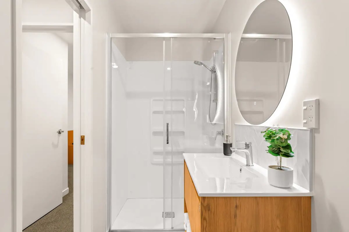 New stylish 2bedroom studio/UnitD