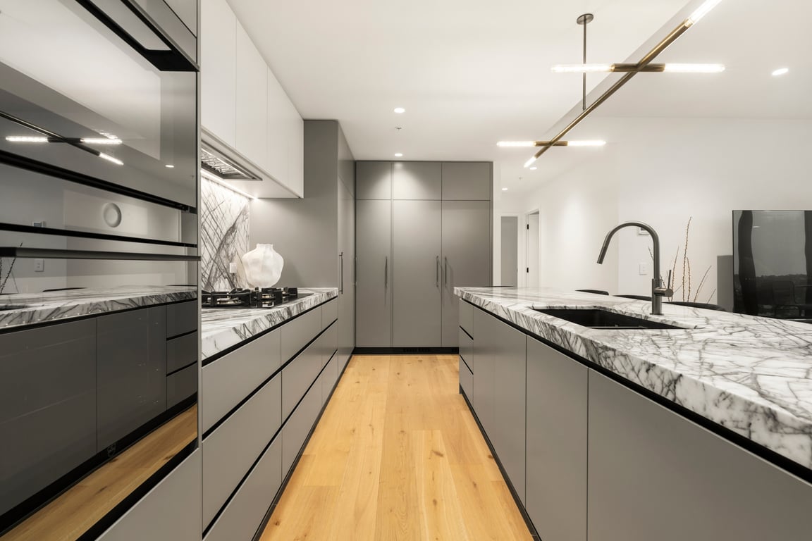 The Sun Gallery @ 333STK | Luxury Duplex Penthouse