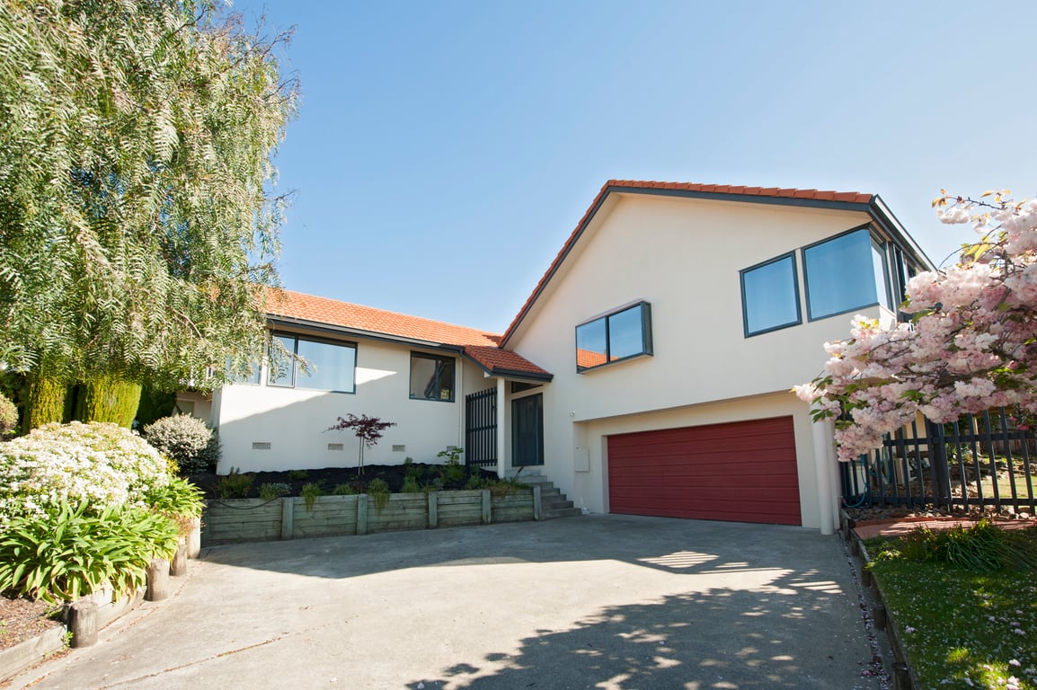 Sunny Richmond Holiday Home